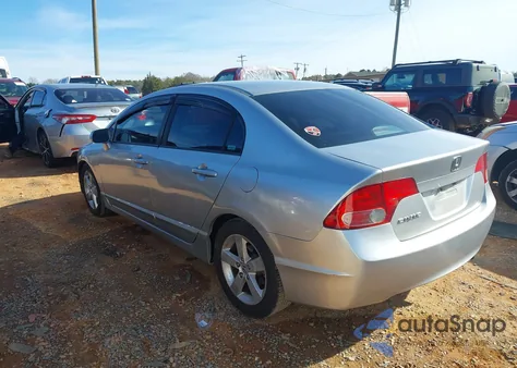 2008 Honda Civic Ex z USA, uszkodzony, nr VIN 1HGFA16828L031692